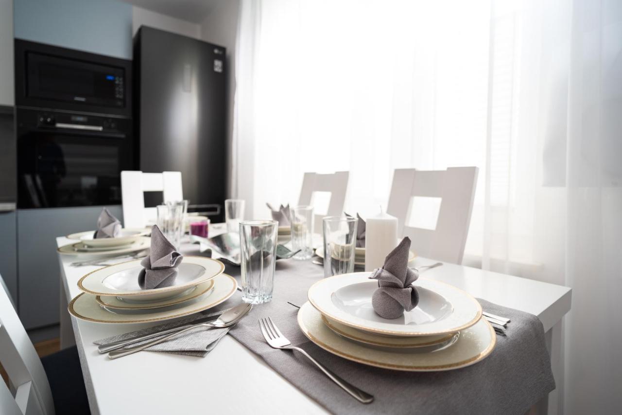 Apartament Zielony Przyladek Brwinow Ngoại thất bức ảnh