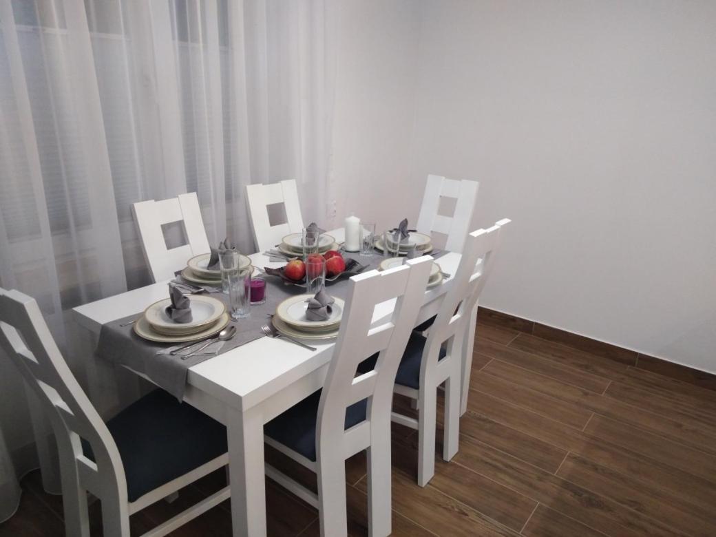 Apartament Zielony Przyladek Brwinow Ngoại thất bức ảnh